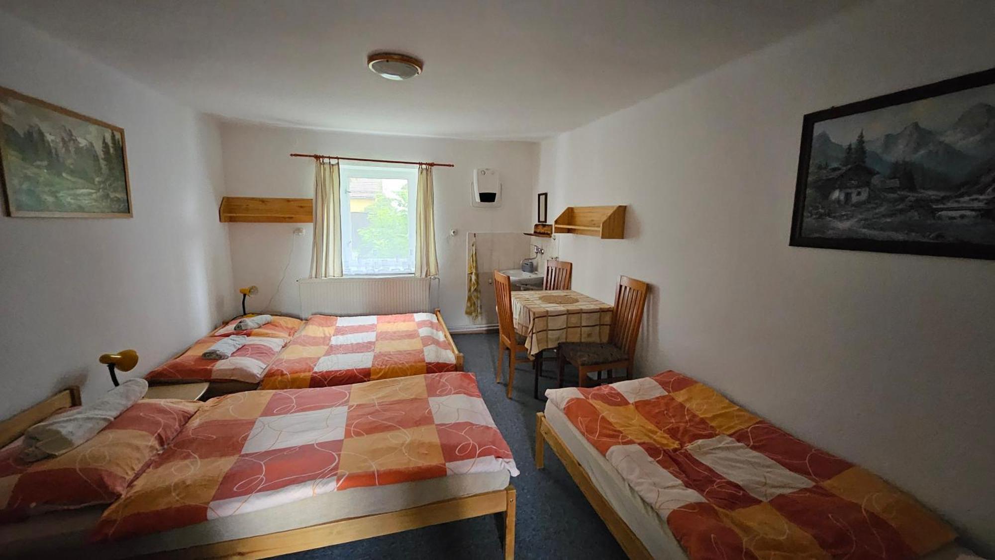 Penzion Tomy Pihlov Horni Plana Exterior foto